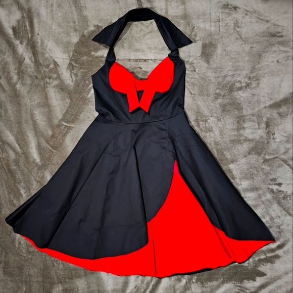 Pinup ✦ Fit & Flare Dress M ✦ Red Collar Bow Bust Open Back Stretch Retro NWT - Picture 10 of 17